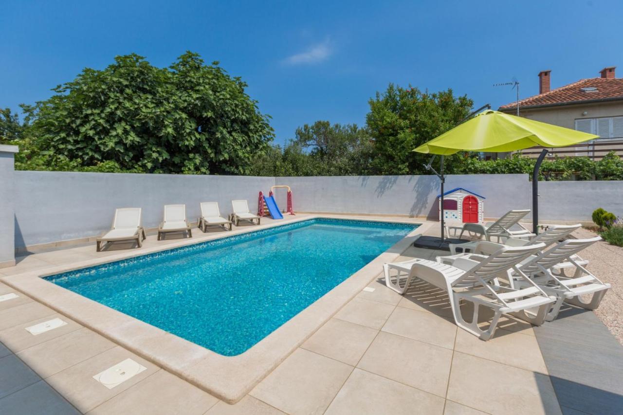 Comfort Apartments With Pool In Medulin (Adults Only) Kültér fotó